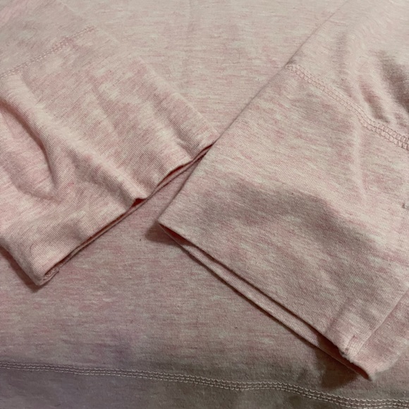 COPY - Nike light pink v neck long sleeve work out/ everyday wear top Size L - Picture 3 of 3